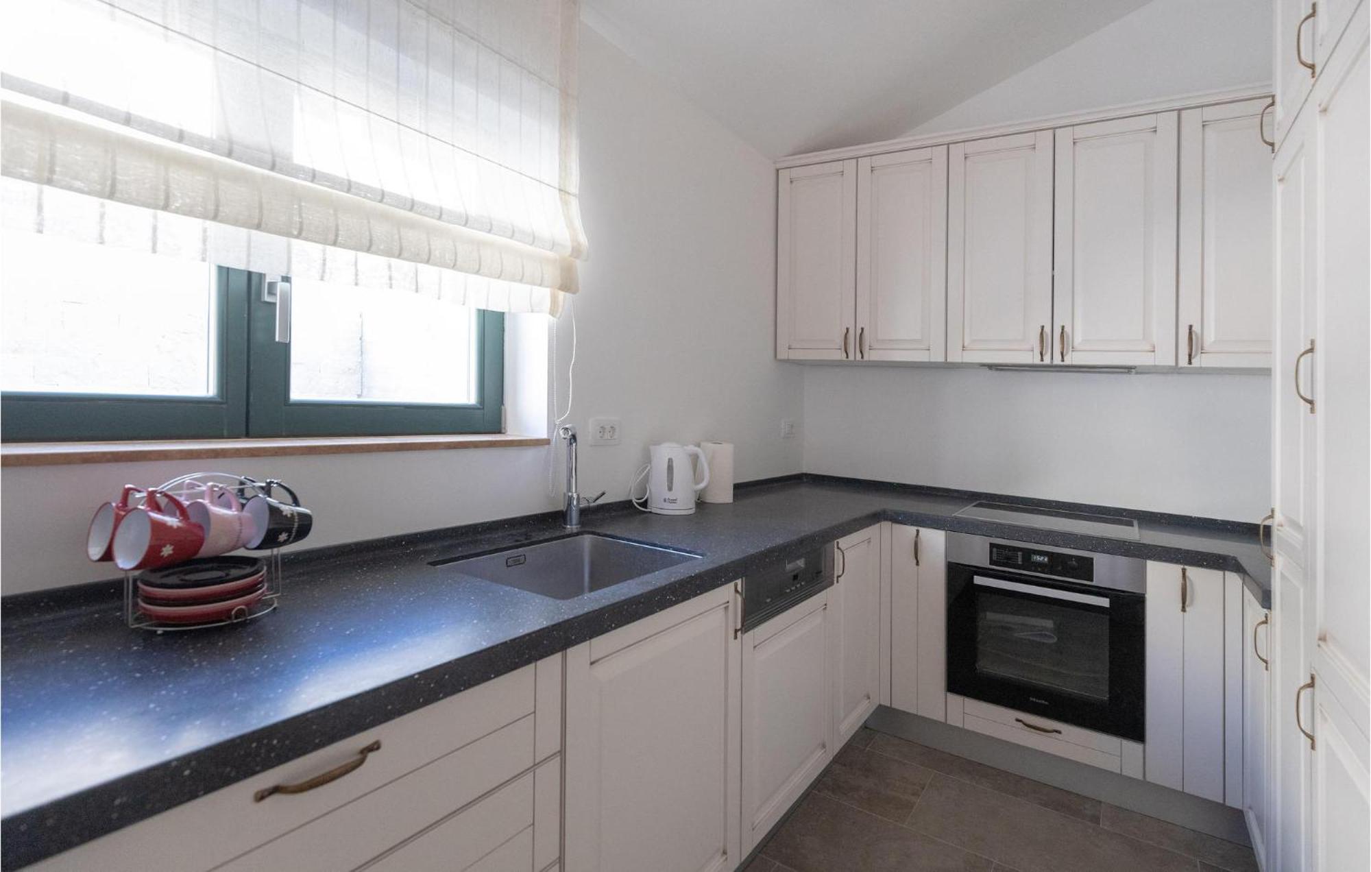 Lovely Home In Klek With House A Panoramic View Exterior foto